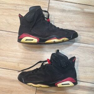 Air Jordan 6 Retro Varsity Red 2010
